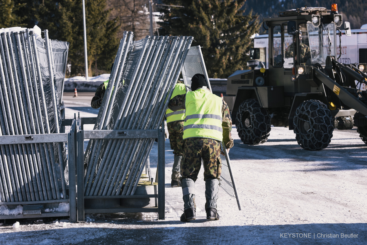 Début des préparatifs de l'armée à Davos