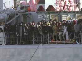 L'ONU évacue des réfugiés de Libye en Italie