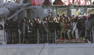 L'ONU évacue des réfugiés de Libye en Italie