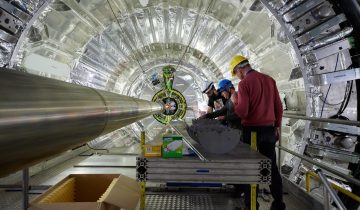 La Russie lâche le CERN
