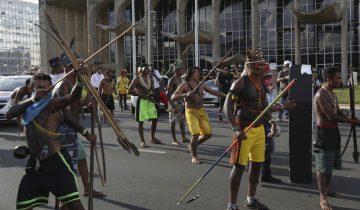 Les indigènes se mobilisent à Brasilia