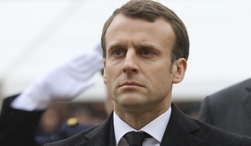 Macron monte au front médiatique