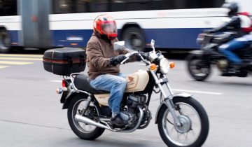 L’accès des motos à de nouvelles voies de bus fâche les associations
