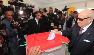 Les Tunisiens votent sans enthousiasme aux municipales