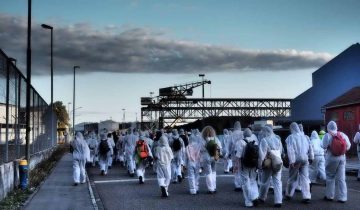 Des activistes bloquent le port de Bâle