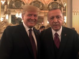 Trump sacre le sultan 1