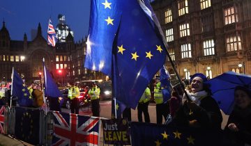 Les députés excluent un Brexit sans accord