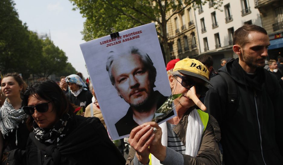 Julian Assange vers la Suède?