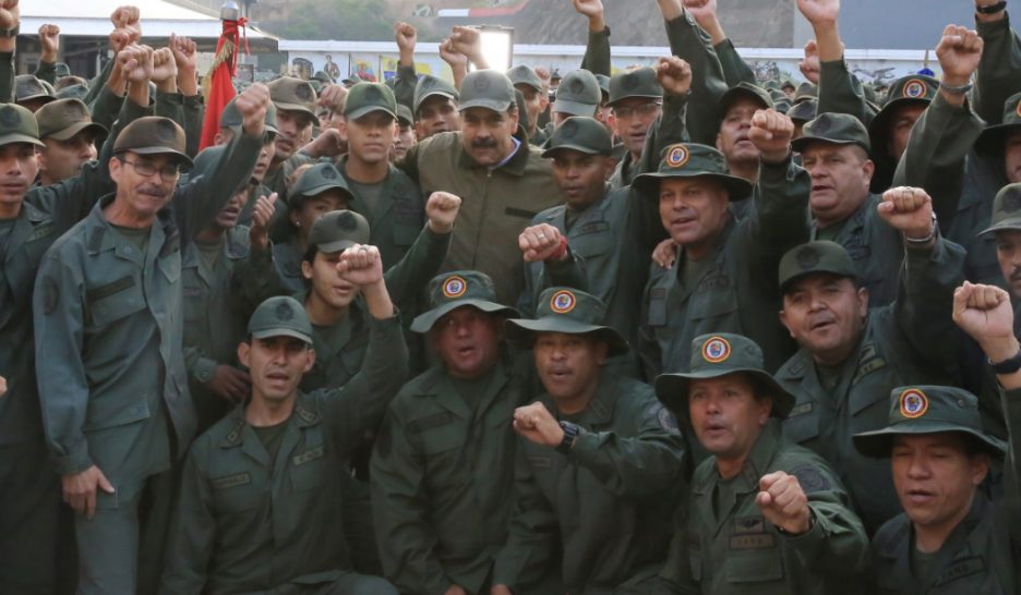 Maduro veut combattre les putschistes
