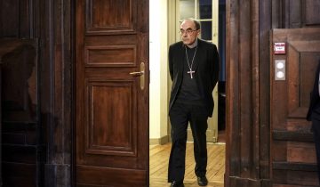 Le pape accepte la démission du cardinal Barbarin