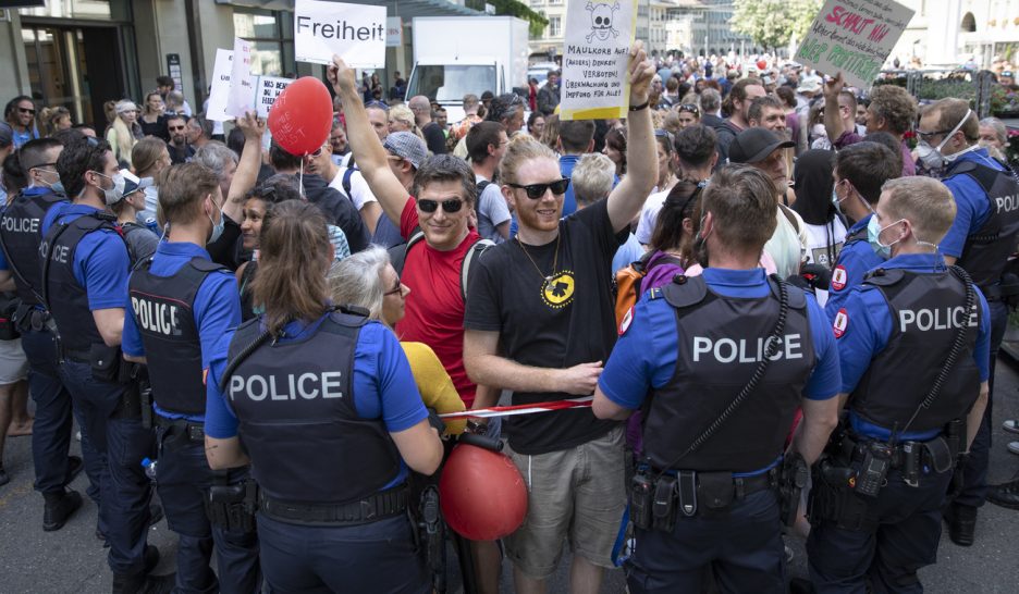 Manifs anti-restrictions en Suisse allemande