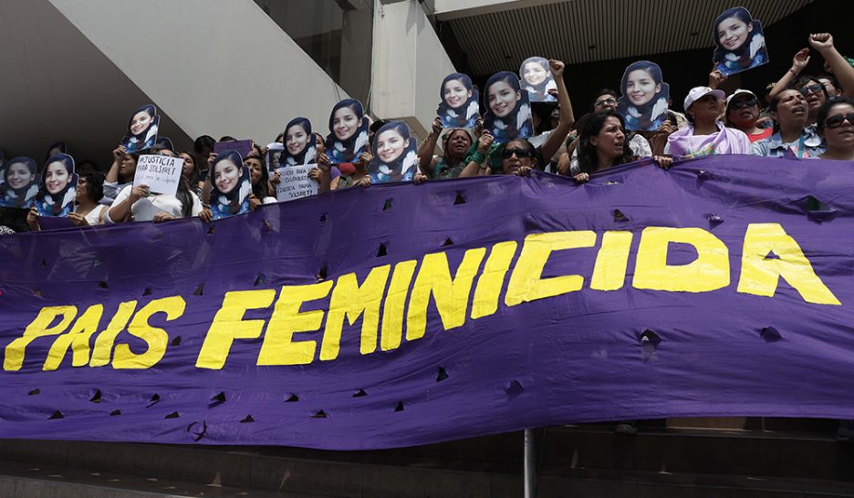 Féminicides en hausse au Pérou