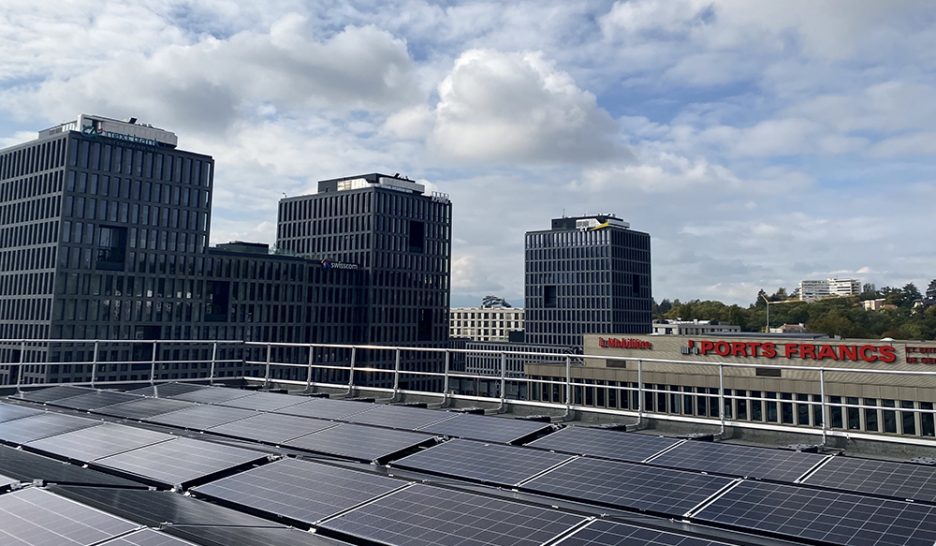 Une centrale solaire sur le toit des Ports Francs