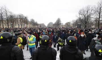 Manifestants pro-Navalny interpellés en masse