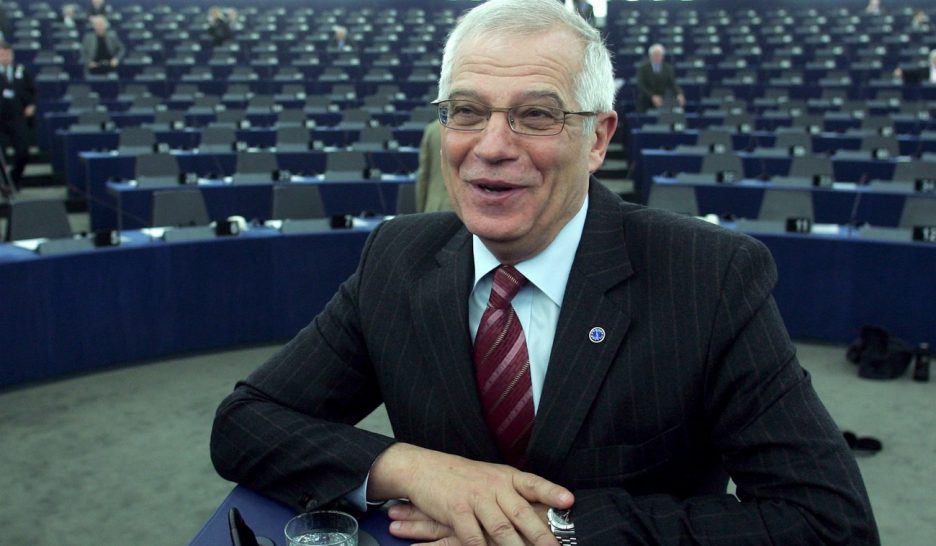 Borrell soutient le dialogue avec la Russie après sa visite