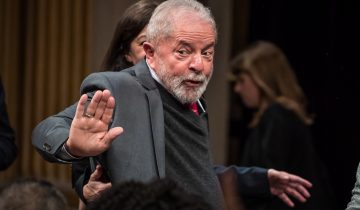 Un juge de la Cour suprême annule les condamnations de Lula