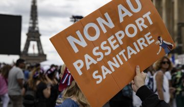 Pass sanitaire adopté en France