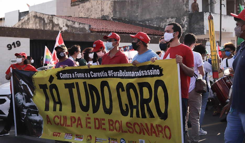 Brésil: plus que les os à ronger