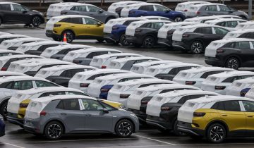 Les ventes de voitures chutent