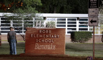 Un tireur tue 19 jeunes élèves au Texas