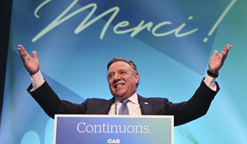 Le Québec réélit la coalition de droite