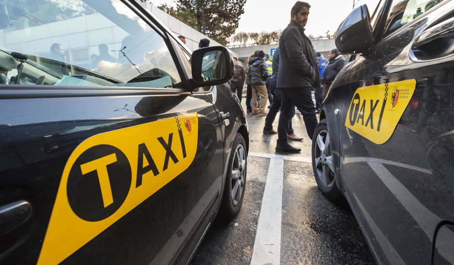 Les taxis demandent la suspension d’Uber
