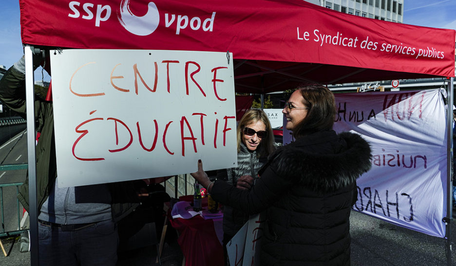 Grève des éducs de La Clairière