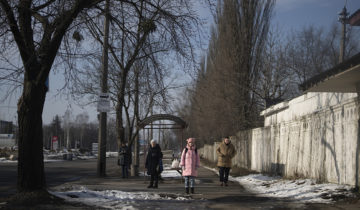 A Kiev, la vie presque normale après un an de guerre