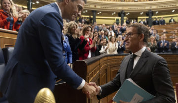 Pedro Sánchez reconduit à la tête d’un pays divisé