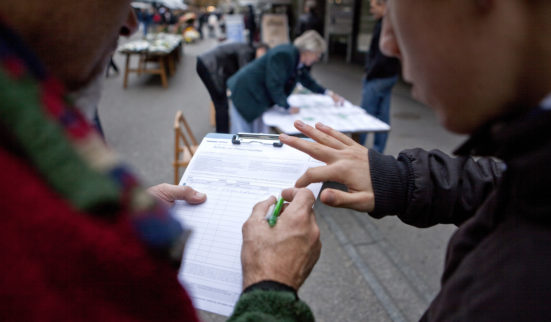 La démocratie n’est pas à vendre