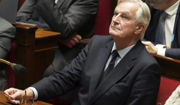 Barnier en appelle à la responsabilité