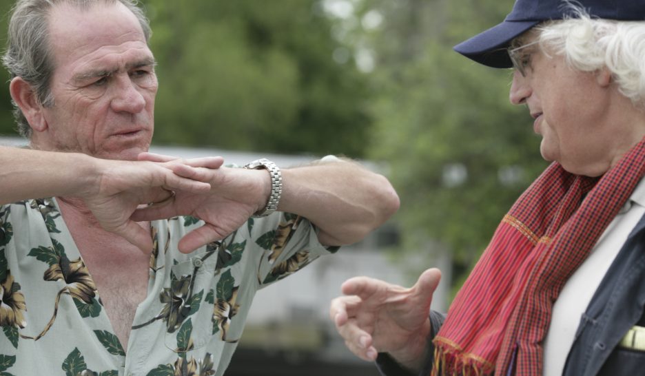 Tavernier marche avec les morts