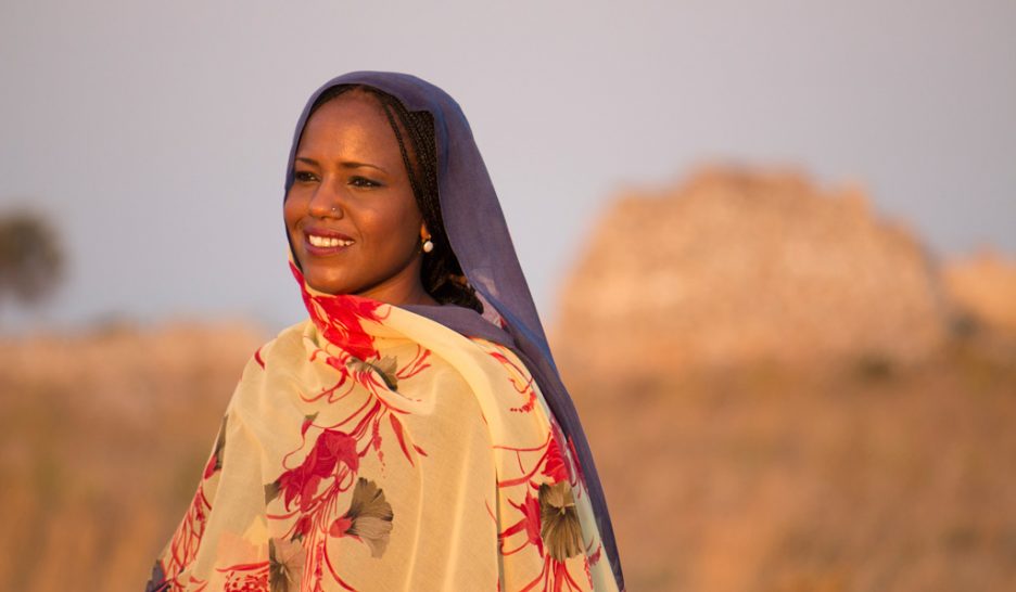 Aziza Brahim. Le poing et la voix