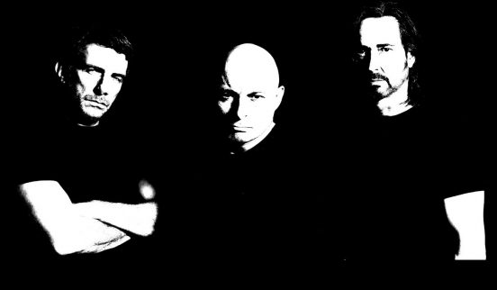 Coroner se remet à battre