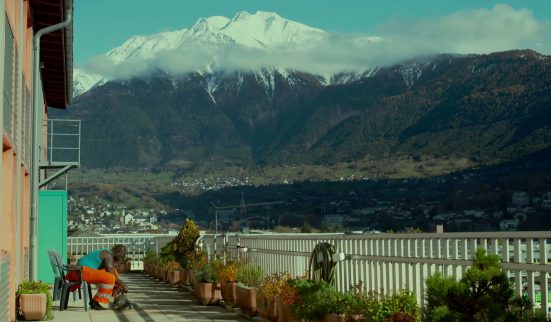 Plus Blancs que Noirs?