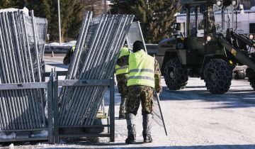 Début des préparatifs de l'armée à Davos