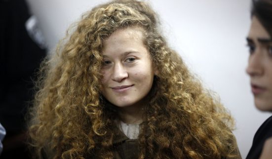 Des enfants contre l’occupation