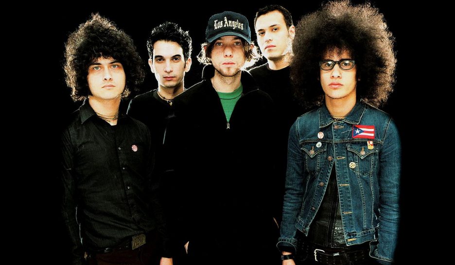 At The Drive-In s’emporte