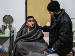 Le régime bombarde des civils près de Damas