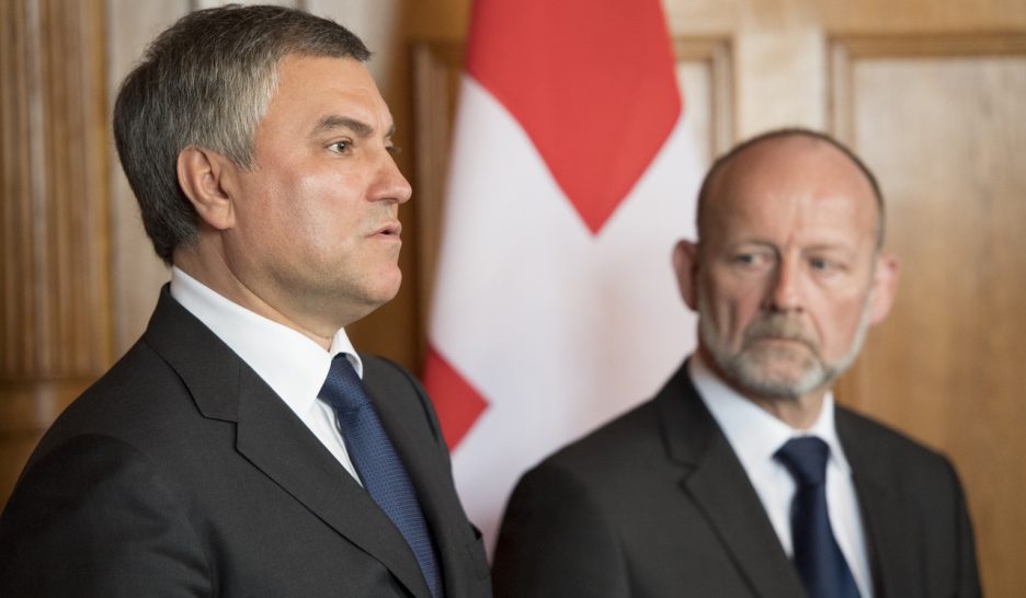 Une visite où chaque mot a été pesé