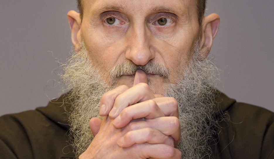 Les capucins se mettent à table