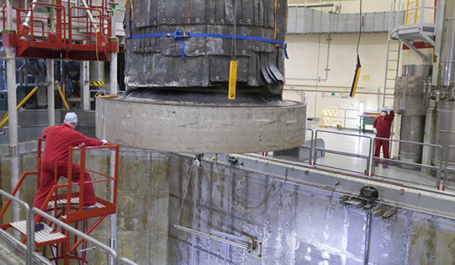 un nuage de critiques