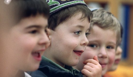 L’accent sera mis sur le fait religieux