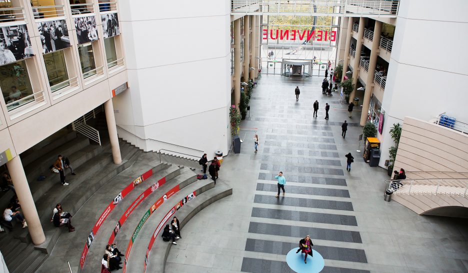 Un vice-recteur démissionne