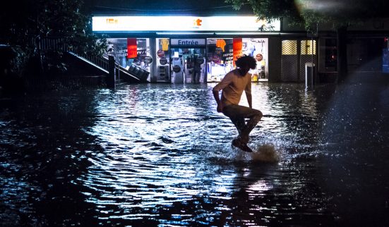 Lausanne les pieds dans l'eau