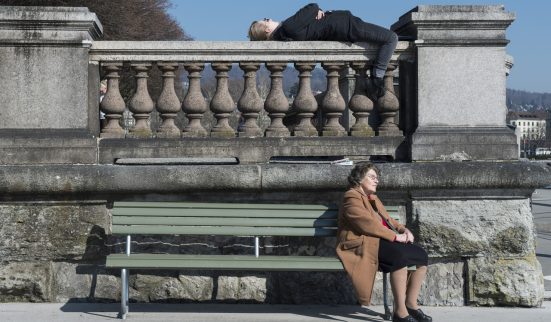 L’AVS sur le dos des femmes