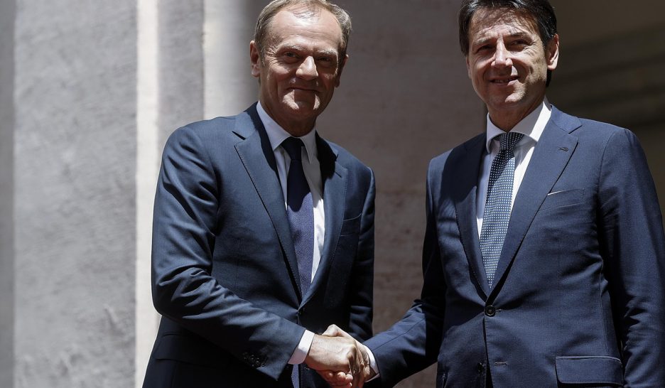 L’Union tente d’éviter le naufrage