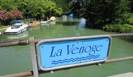 Clair comme de l’eau de roche 1