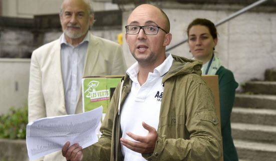 Les Verts pressent le parlement