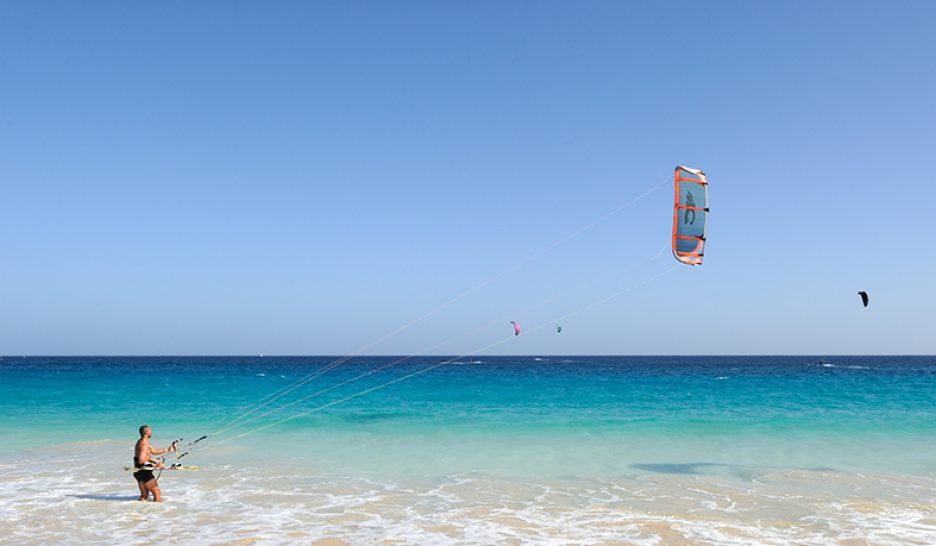 L’île et l’étranger